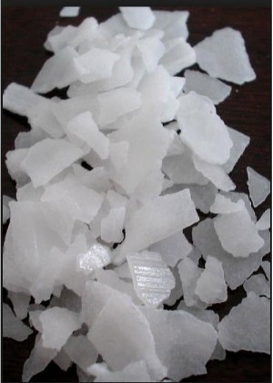 magnesium chloride hexahydrate flakes ( MgCl2.6H2O )